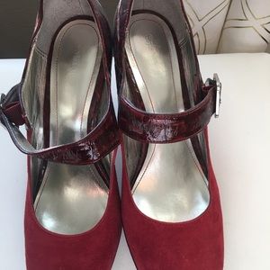 Style & Co Red suede & leather Mary Jane pump sz11